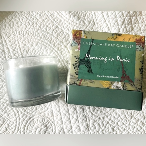 Chesapeake Bay “Morning in Paris” candle, Eiffel Tower photo album & box❣️ - Picture 8 of 14